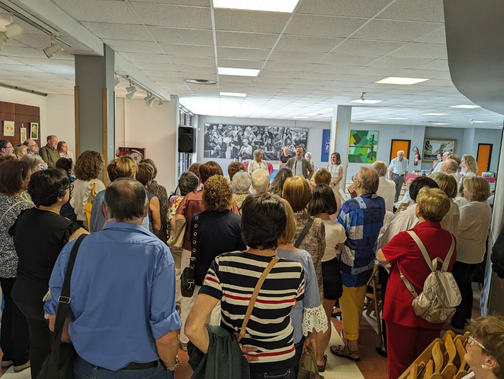 Imagen AS AULAS SÉNIOR DE LALÍN CLAUSURÁRONSE CUNHA EXPOSICIÓN DE OBRAS ARTÍSTICAS REALIZADAS POLO ALUMNADO QUE TOMOU PARTE NOS TALLERES