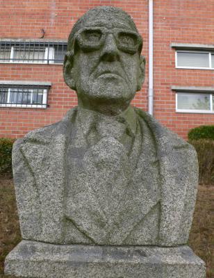 Imaxe: Busto de Varela Buxán