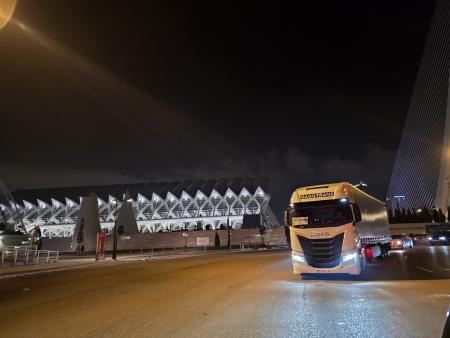 Imaxe: AS DOAZÓNS DOS VECIÑOS CHEGARON A VALENCIA ONDE SERÁN REPARTIDAS ENTRE OS CONCELLOS QUE AS VAIAN DEMANDANDO E CUBRINDO AS NECESIDADES QUE...